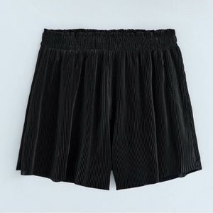 ZARA pleated shorts (worn once)